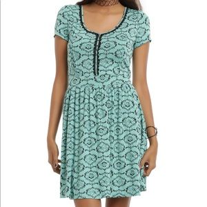 Hot Topic Green Nightmare Before Christmas Dress Disney